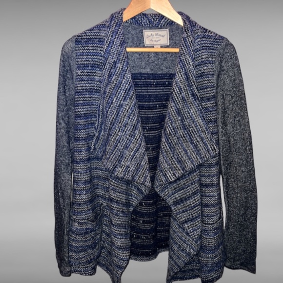 Lucky Brand Women's Medium Sweater / Cardigan - Picture 3 of 6